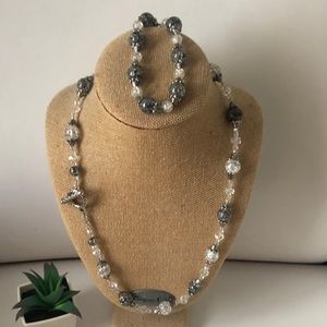 Handmade sparkly gray/glass crystals Necklace Set